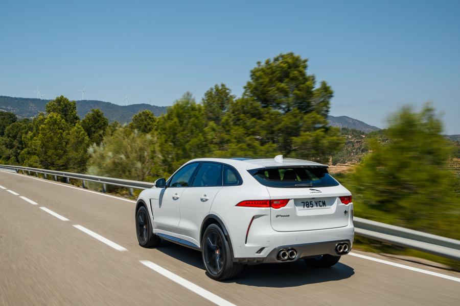  Jaguar F-Pace SVR 2018 года  (WW) (фото 54 из 115)
